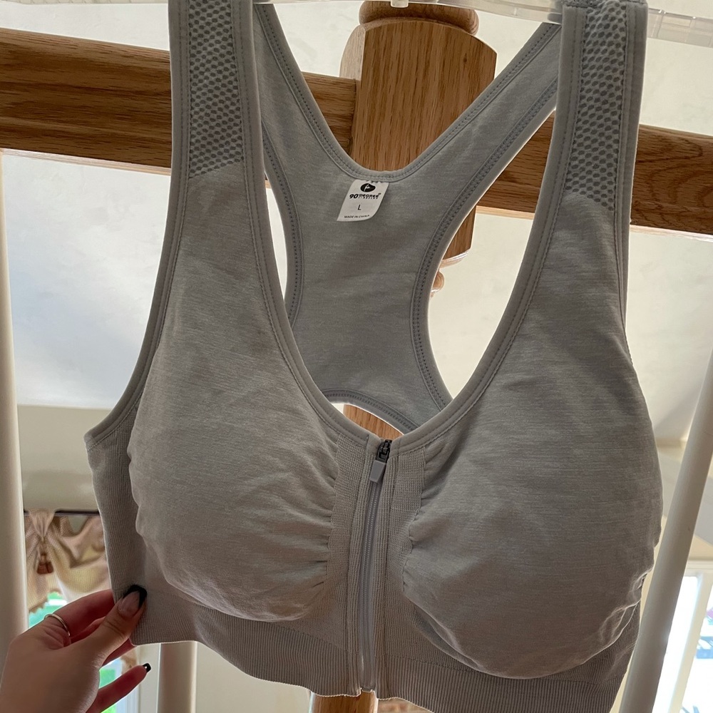 Sports bra